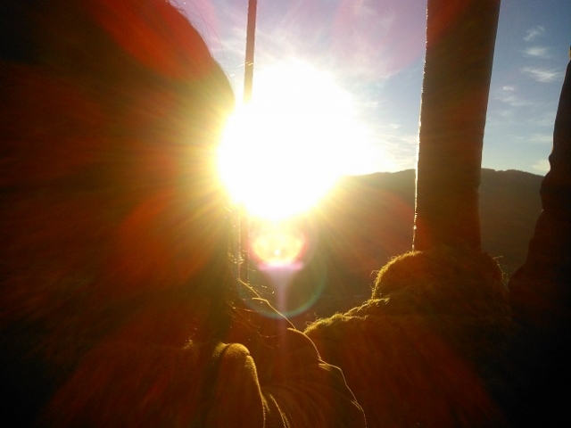  Sunrise in a balloon 